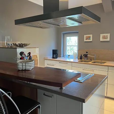 Ministerhaus - Historisches Anwesen Fuer Gruppen Und Seminare Vila *