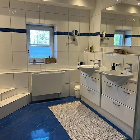 Ministerhaus - Historisches Anwesen Fuer Gruppen Und Seminare Vila