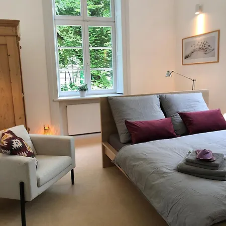 Ministerhaus - Historisches Anwesen Fuer Gruppen Und Seminare Vila