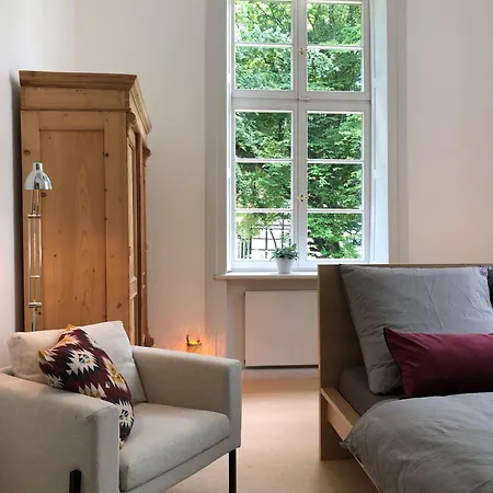 Vila Ministerhaus - Historisches Anwesen Fuer Gruppen Und Seminare