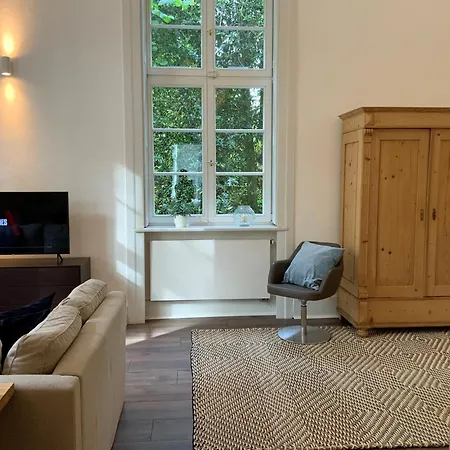 Ministerhaus - Historisches Anwesen Fuer Gruppen Und Seminare Vila *