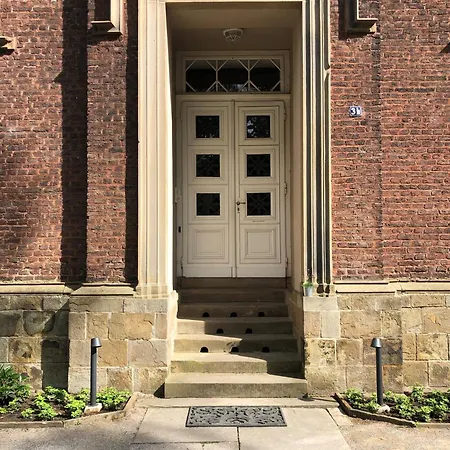 Ministerhaus - Historisches Anwesen Fuer Gruppen Und Seminare *