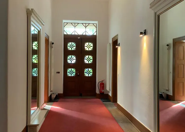 Вилла Ministerhaus - Historisches Anwesen Fuer Gruppen Und Seminare Бергкамен